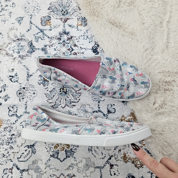 Isaac Mizrahi Shoes Women US 9.5 Gray Pink Cat Print Slip-on Memory Foam - Picture 1 of 12